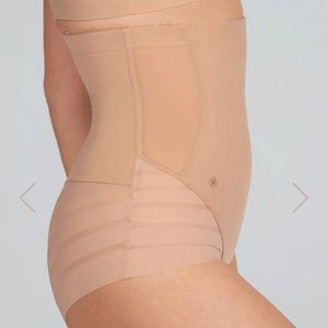 NWT HONEYLOVE SHAPEWEAR SIZE L !!
